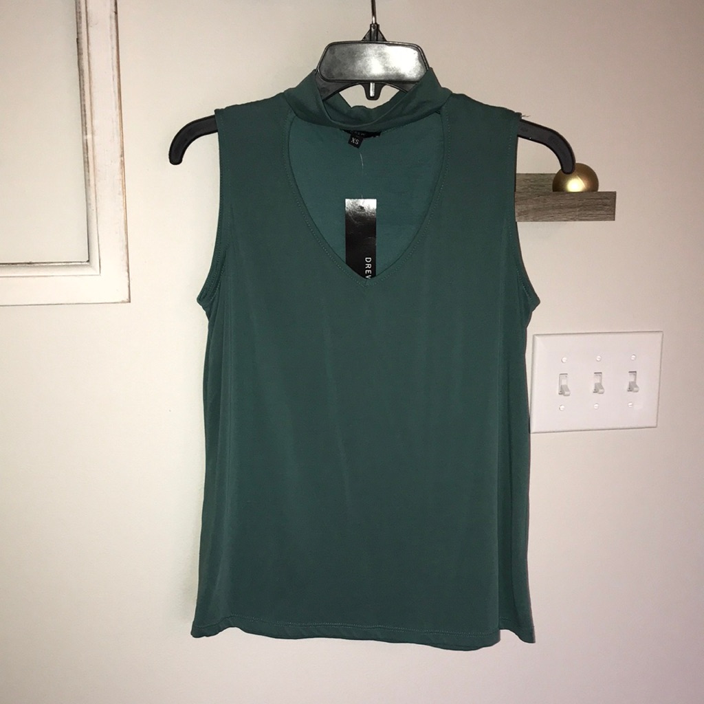 Nwt Drew Tank Top With Mock Neck